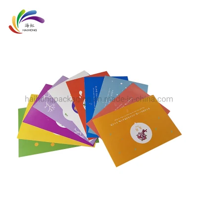 Tarjeta de felicitación de papel hecha a mano con impresión colorida reciclable